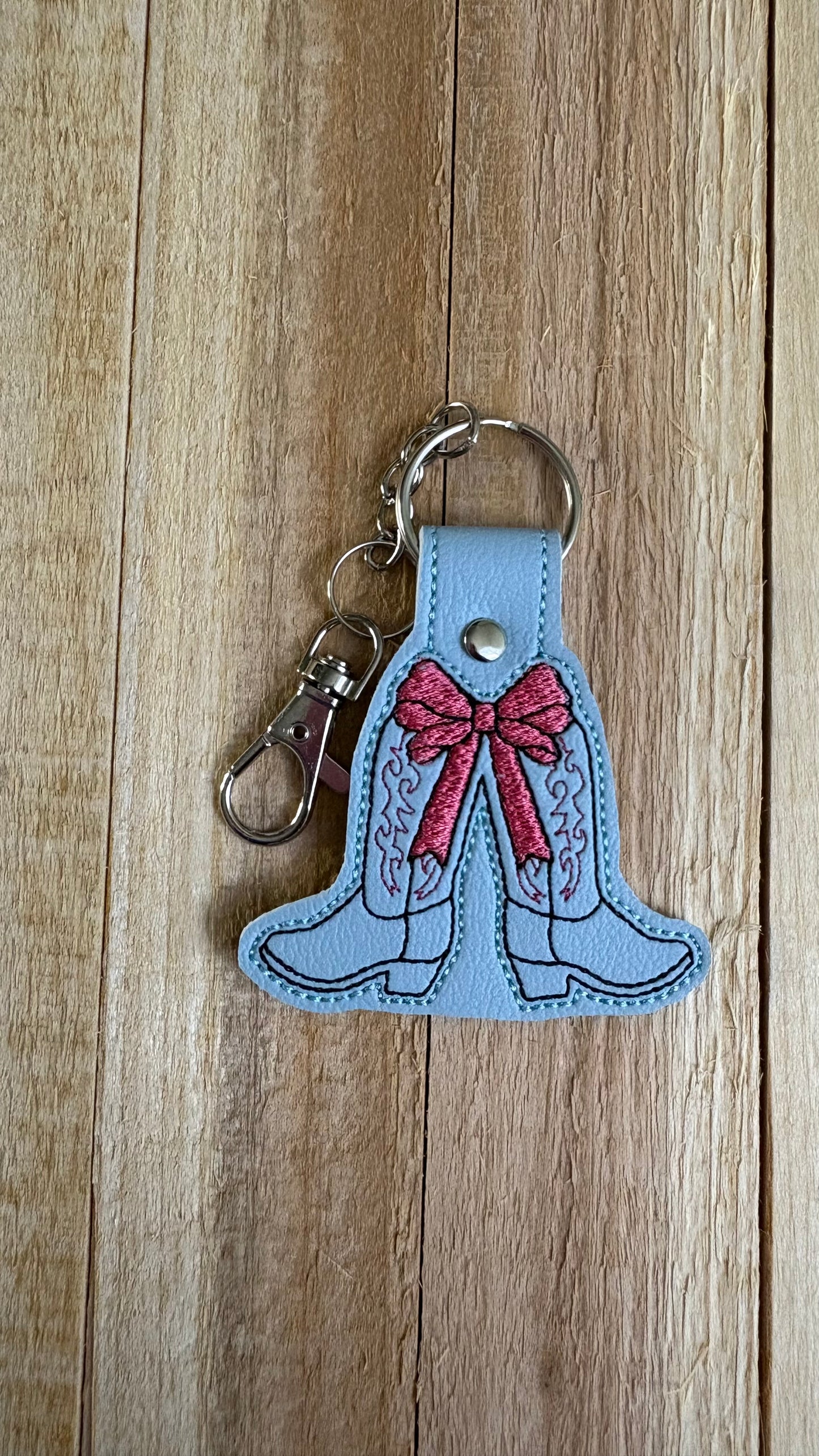 Embroidered Cowgirl Boot Keychain with Pink Bow – Western Leatherette Key Fob, Cute Country Gift for Her, Bag Charm, Stocking Stuffer