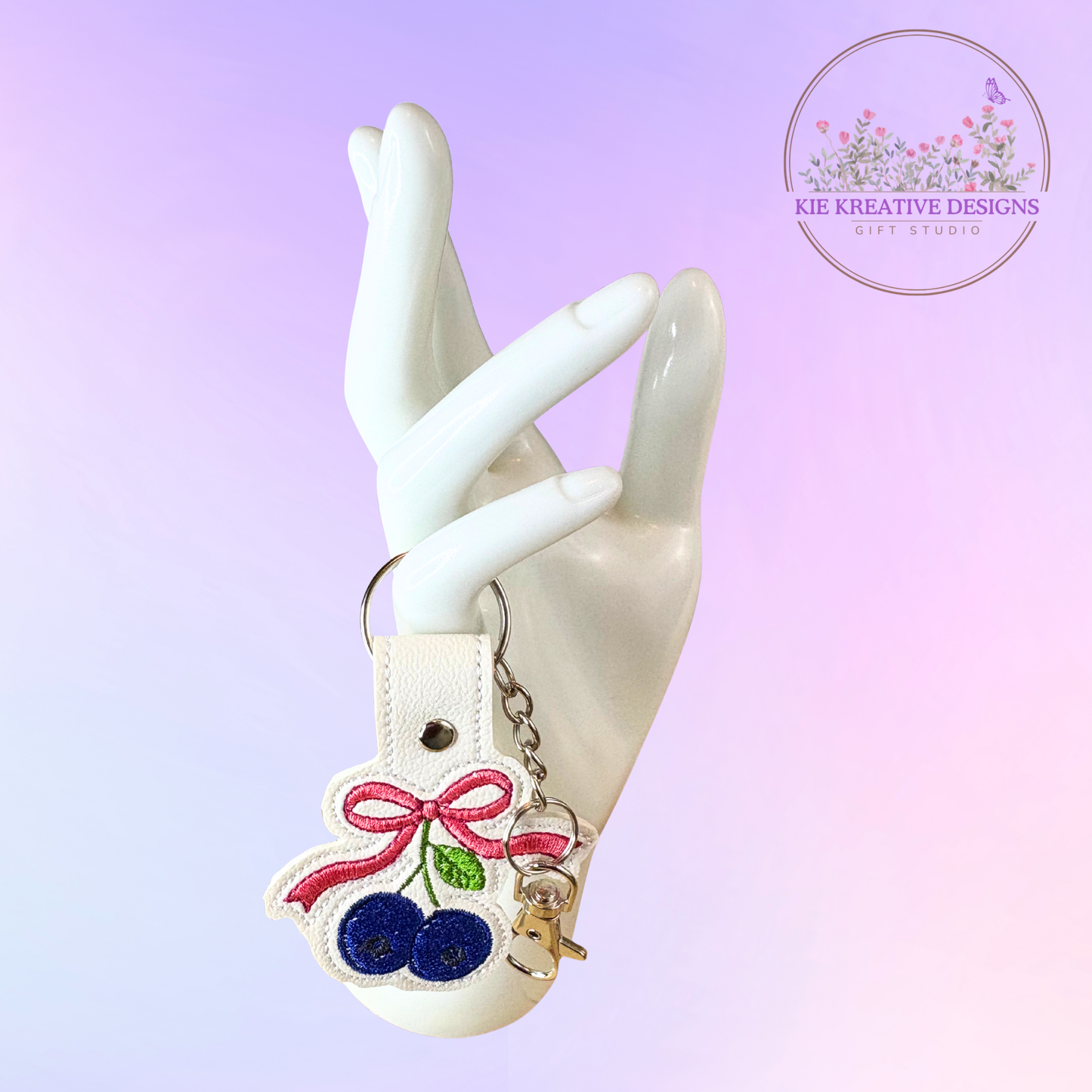 Blueberry Keychain with Bow – Embroidered Fruit Keychain | Cute Bag Charm | Gift for Her | Handmade Key Fob | Aesthetic Keychain | Sweet Berry Accessory