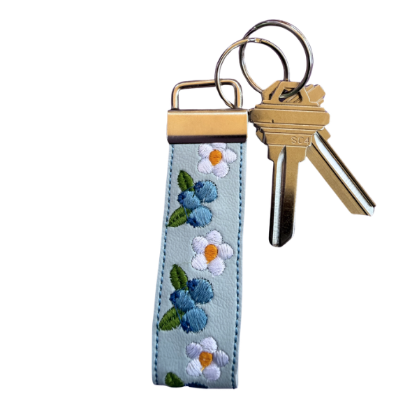 Blueberry Floral Mini Wristlet Keychain, Cute Key Fob, Cottagecore Wristlet, Floral Keychain, Aesthetic Gift for Her