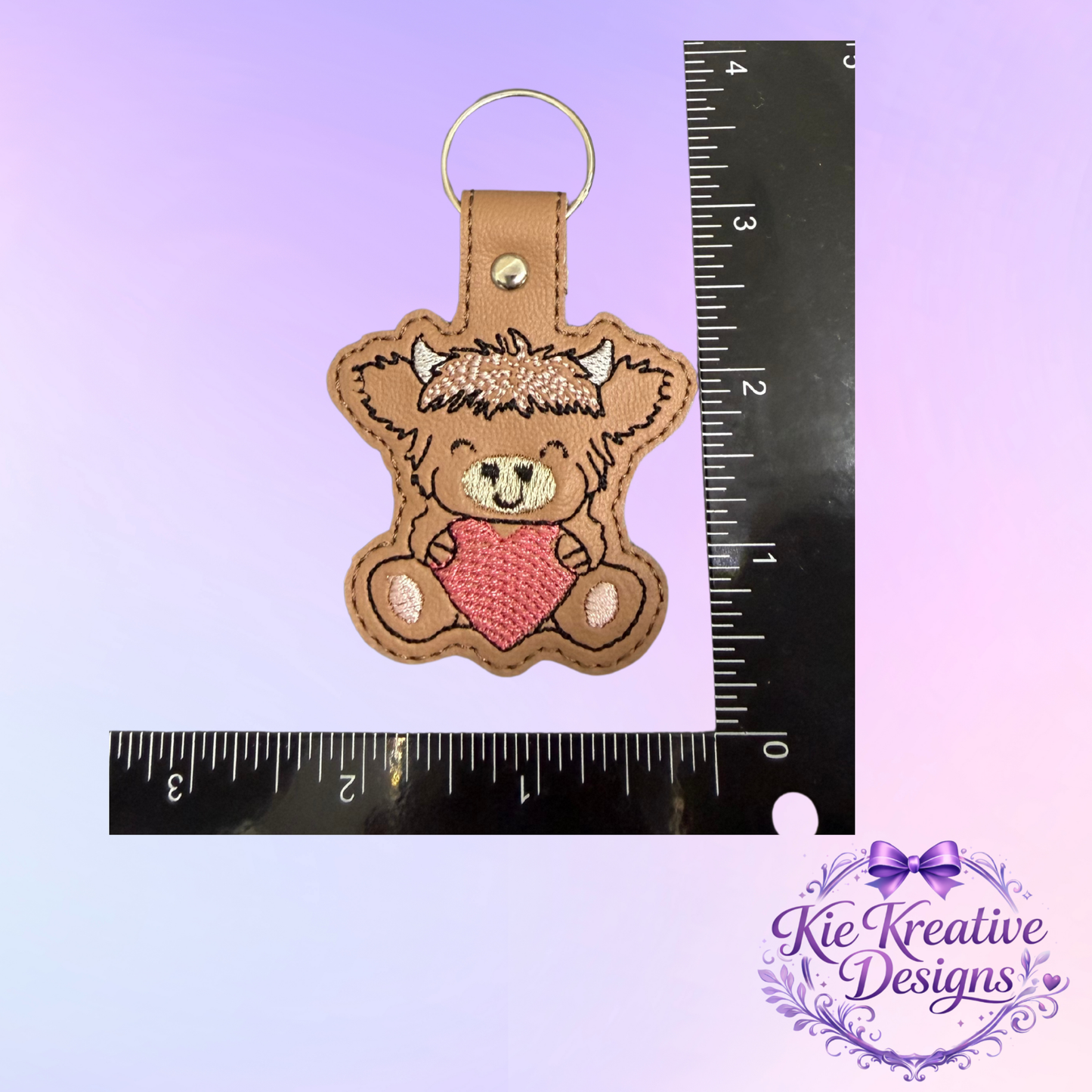 Highland Cow Heart Keychain – Cute Embroidered Cow Key Ring – Farm Animal Gift – Small Thoughtful Gift – Bag Charm – Valentine Gift Idea