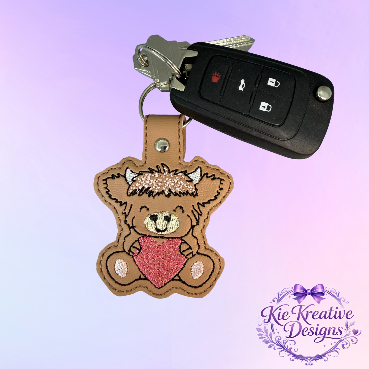 Highland Cow Heart Keychain – Cute Embroidered Cow Key Ring – Farm Animal Gift – Small Thoughtful Gift – Bag Charm – Valentine Gift Idea